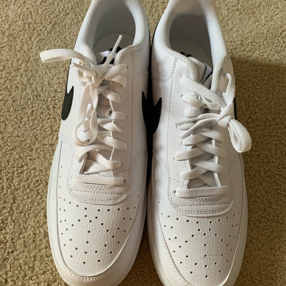 Nike NWOT new no box Mens Nike Court Vision low white with black swoosh size 14